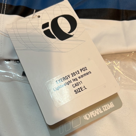 Brand new light weight bicycle leg warmers - Picture 2 of 4